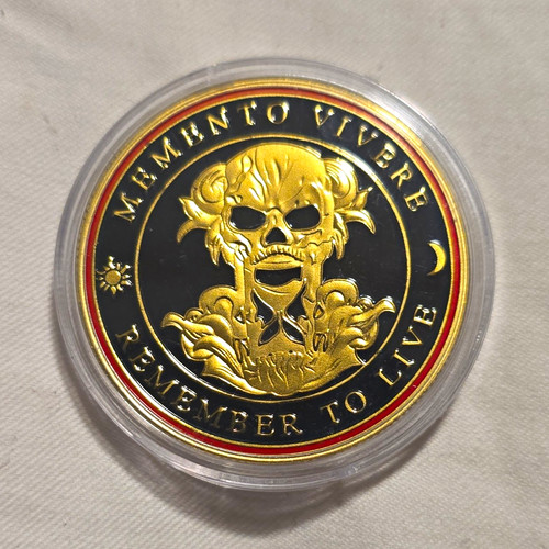 Memento vivere mori skull - memento,